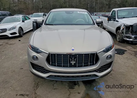 2017 Maserati Levante z USA, uszkodzony, nr VIN ZN661XUA1HX250741